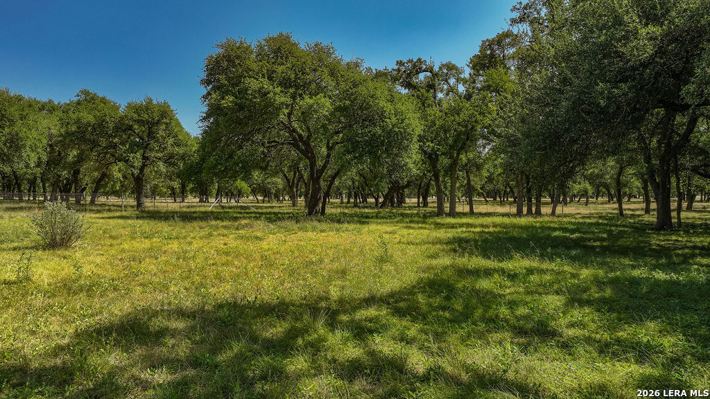 16658 N US Highway 377, London, TX 76854