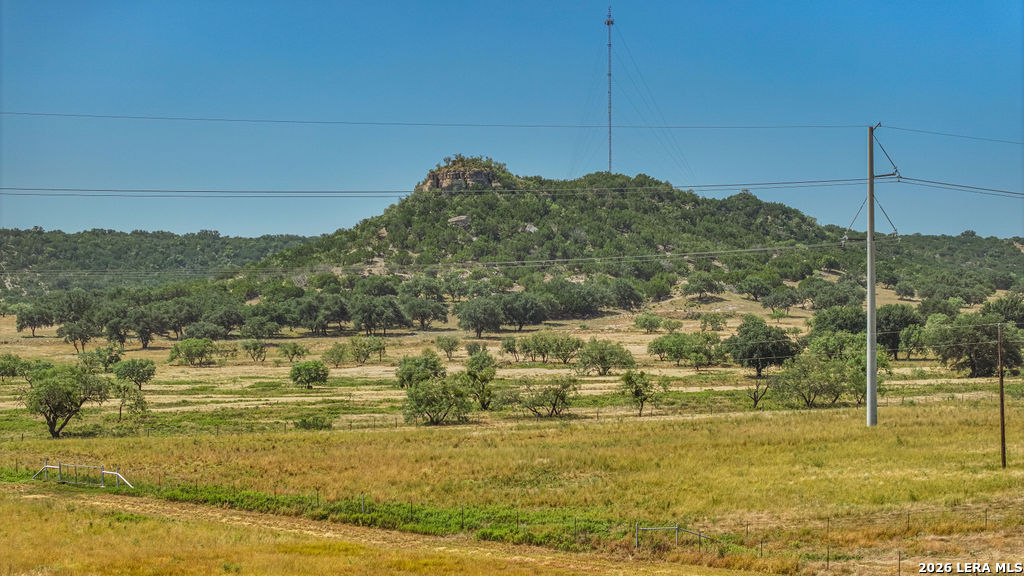 16658 N US Highway 377, London, TX 76854