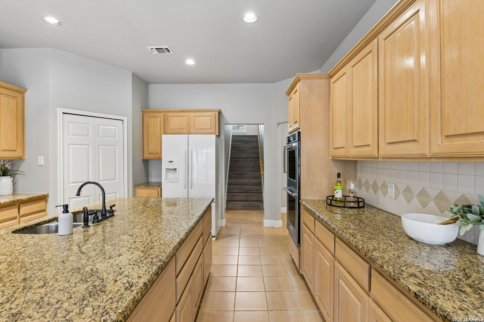 6542 Amber Oak, San Antonio, TX 78249