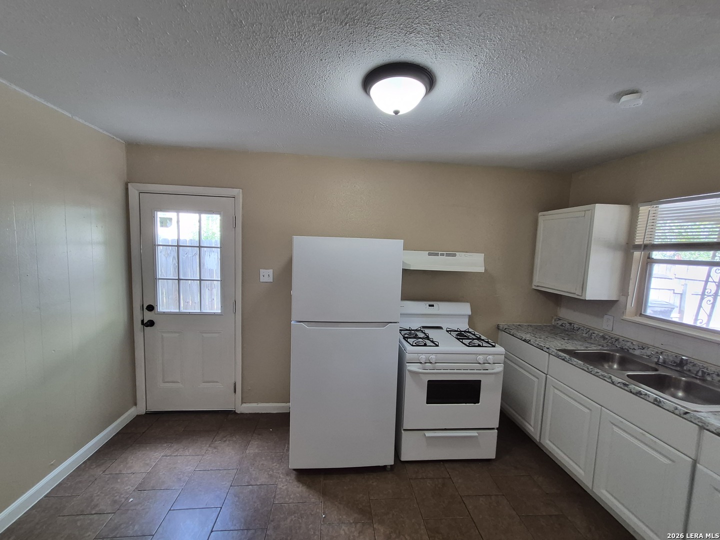 1136 SAN FRANCISCO, San Antonio, TX 78201