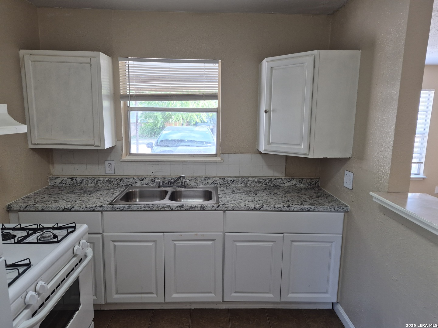 1136 SAN FRANCISCO, San Antonio, TX 78201