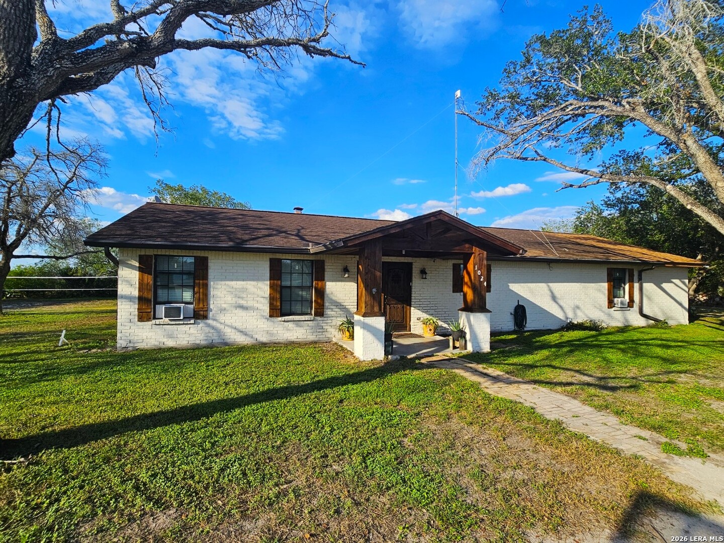 1024 Fm 1145, Kenedy, TX 78119