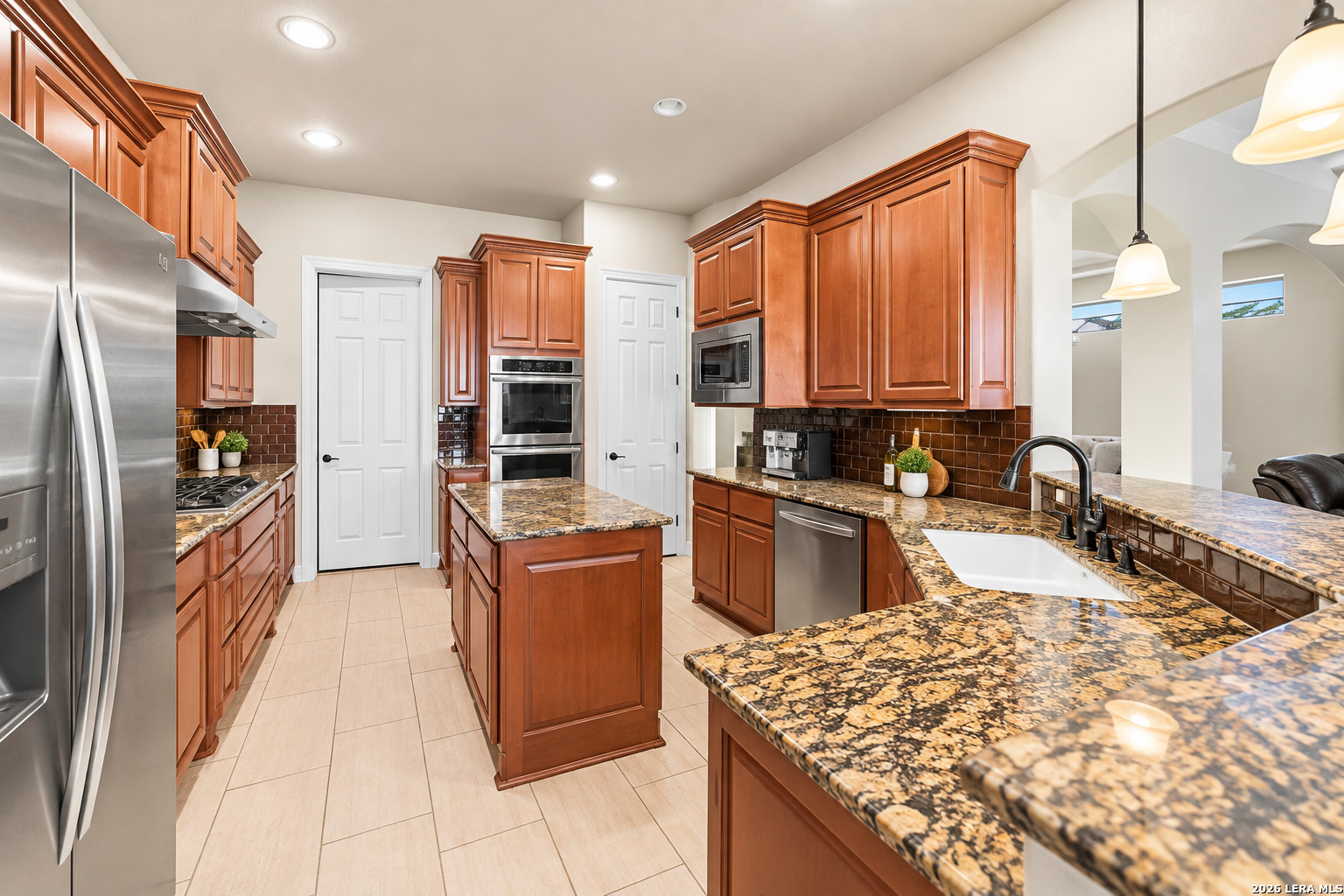 24510 Via Vizcaya, San Antonio, TX 78260