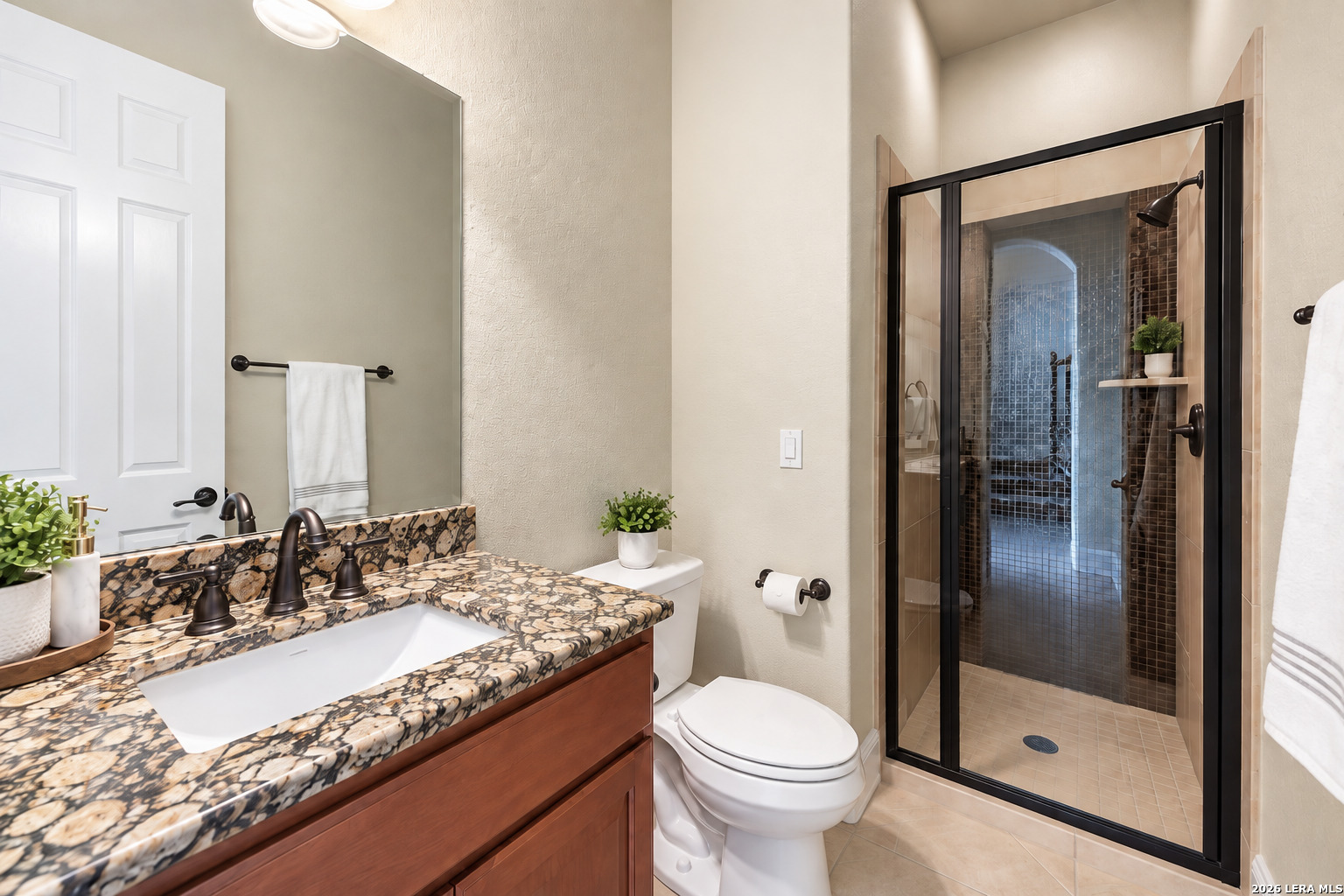 24510 Via Vizcaya, San Antonio, TX 78260