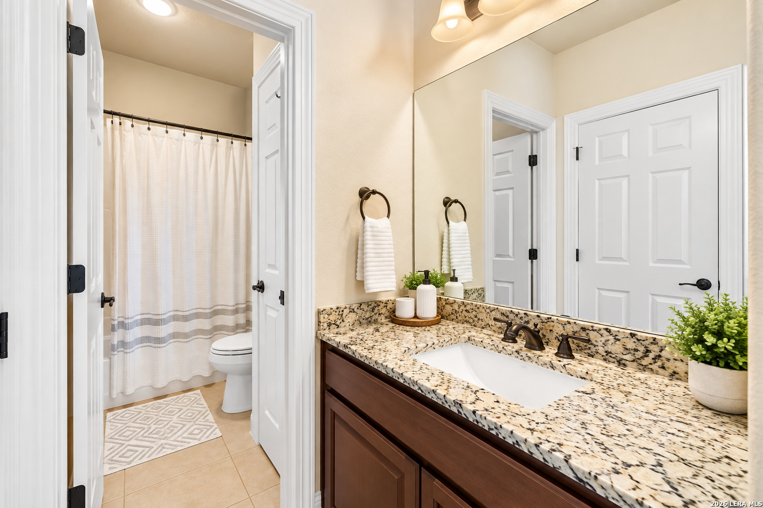 24510 Via Vizcaya, San Antonio, TX 78260