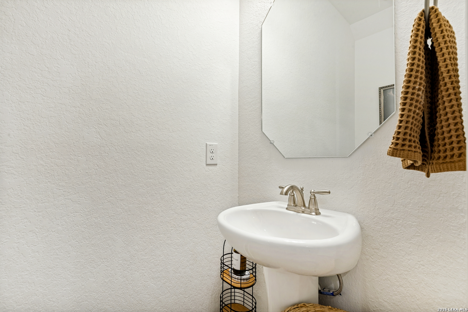 7533 Briarwood, San Antonio, TX 78252