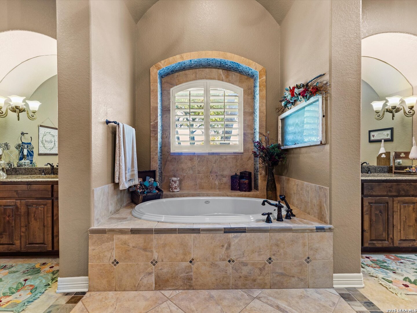627 RIVER CHASE WAY, New Braunfels, TX 78132