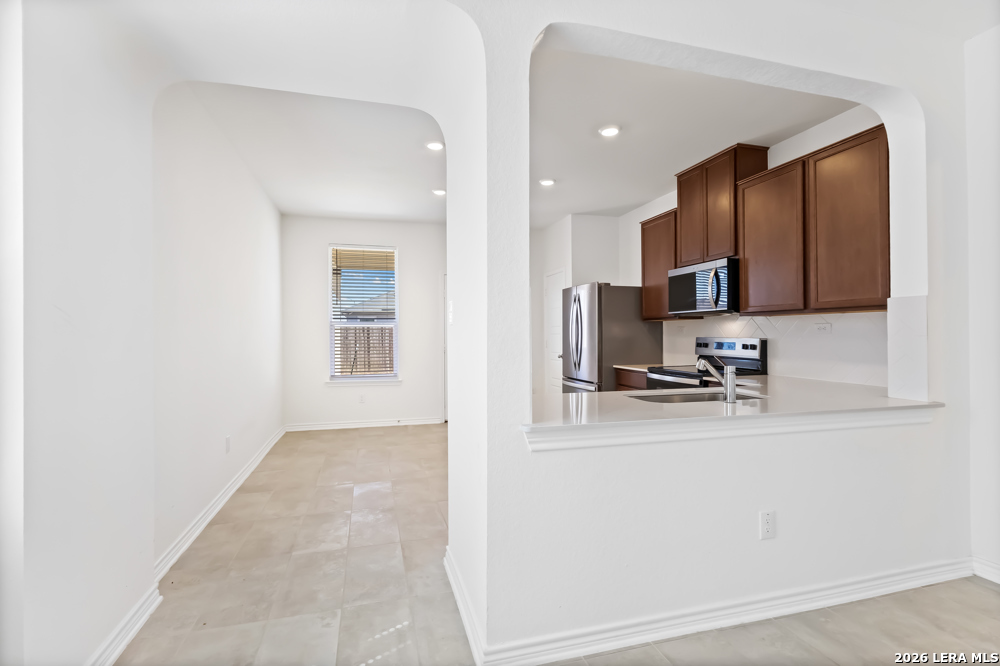 14223 Gamefish Run, Elmendorf, TX 78112