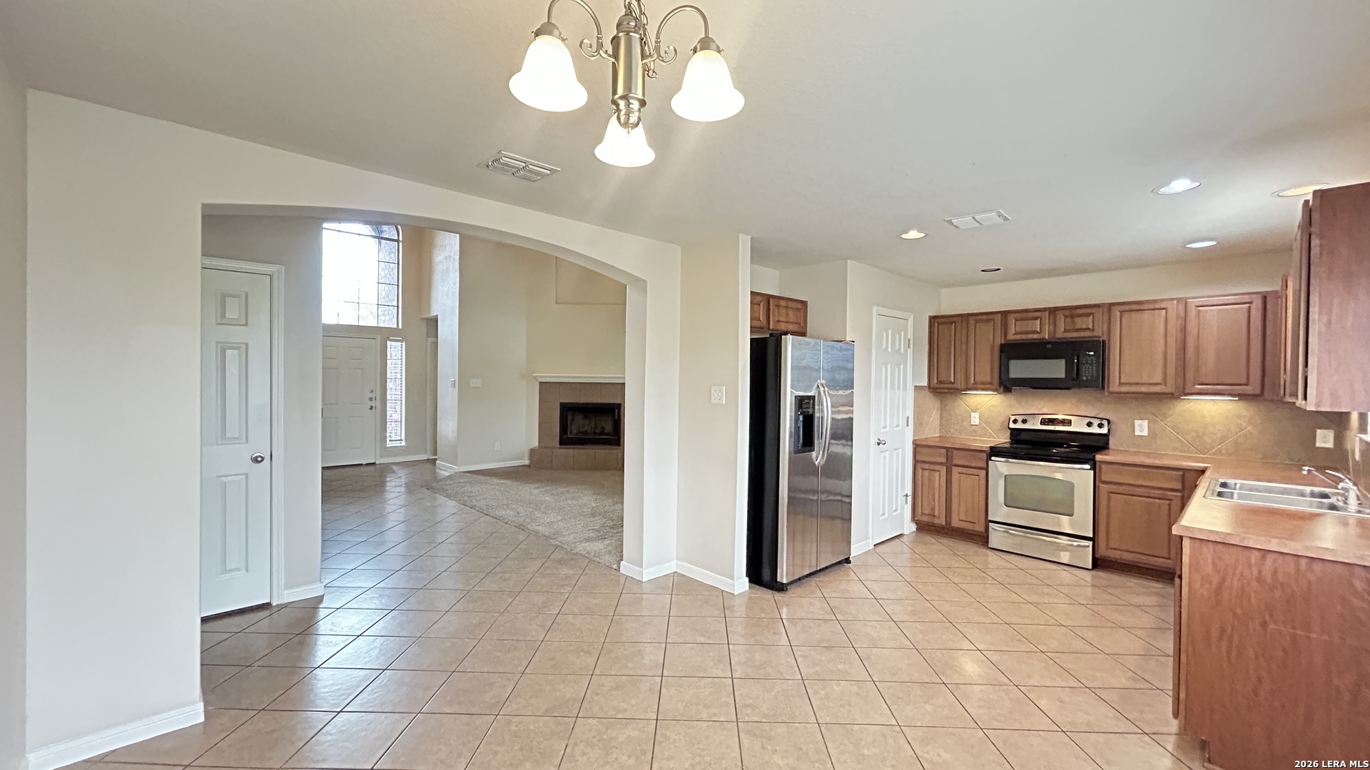 9106 EVERTON, San Antonio, TX 78245