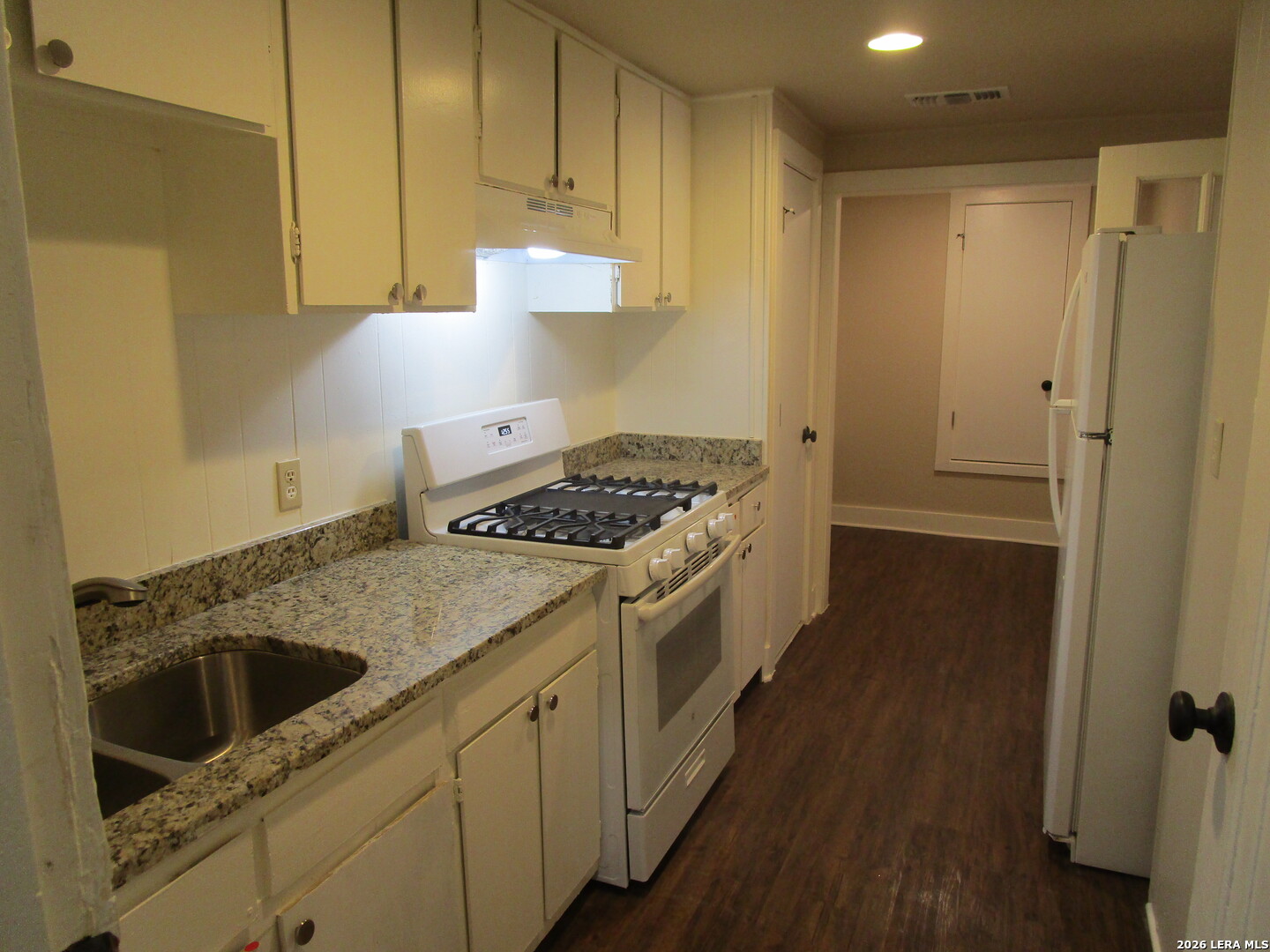 726 W RUSSELL PL, #1, San Antonio, TX 78212