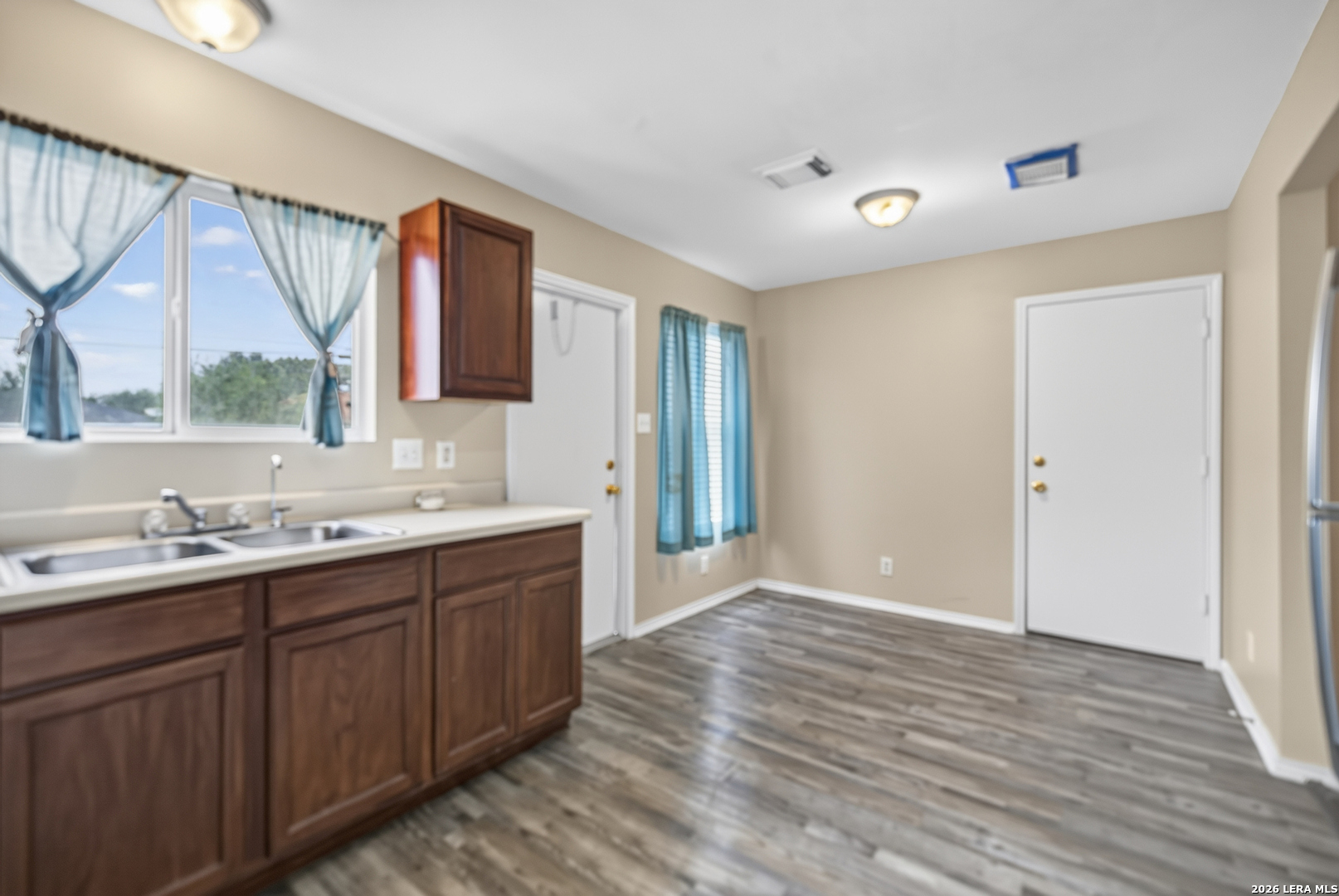 211 LEBANON ST, San Antonio, TX 78223