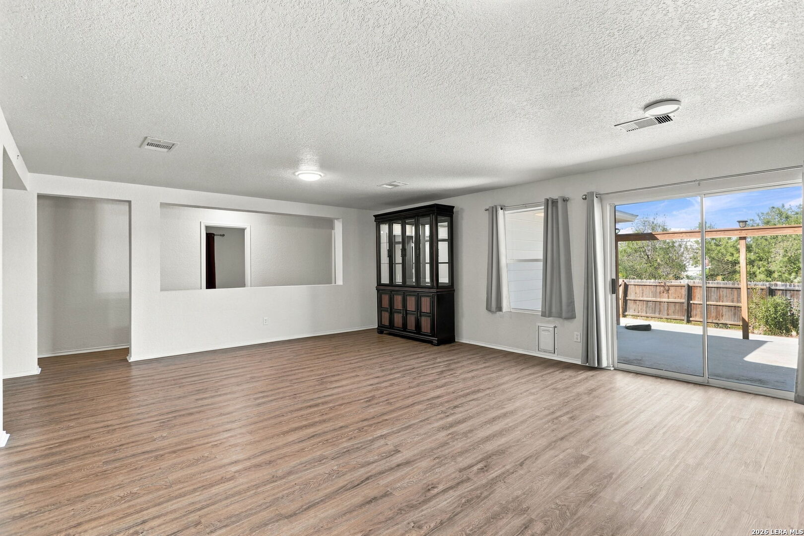 1334 Sunbend Fls, San Antonio, TX 78224