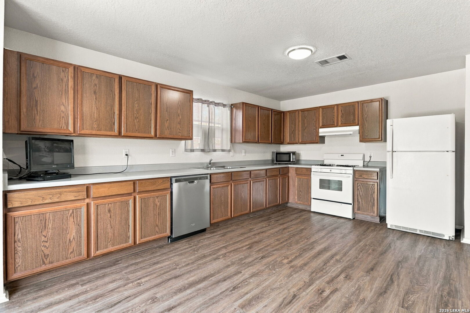 1334 Sunbend Fls, San Antonio, TX 78224