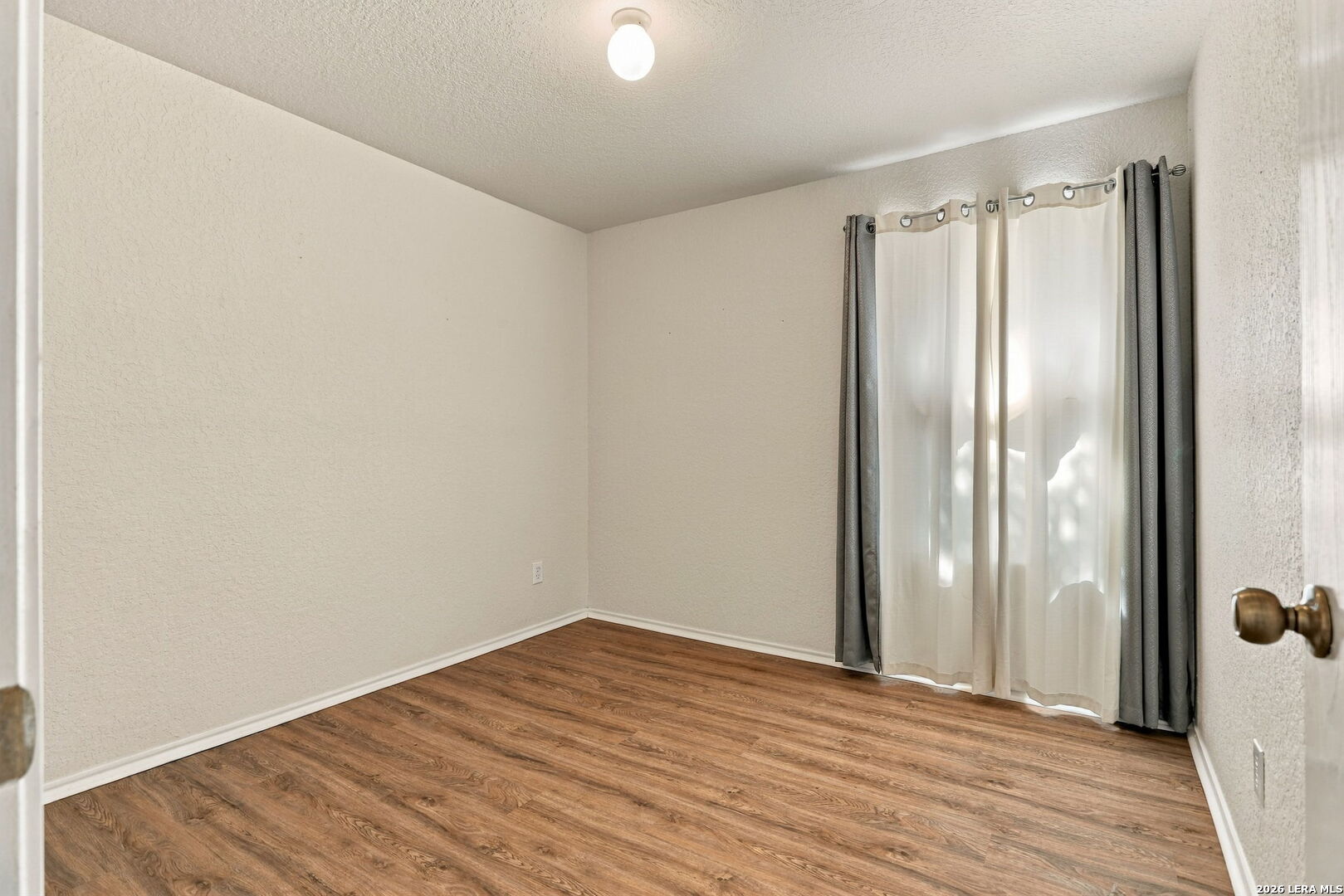 1334 Sunbend Fls, San Antonio, TX 78224
