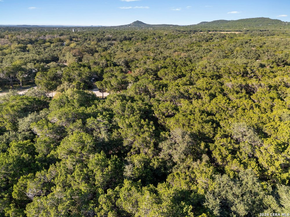 1675 8th Street West, Lakehills, TX 78063