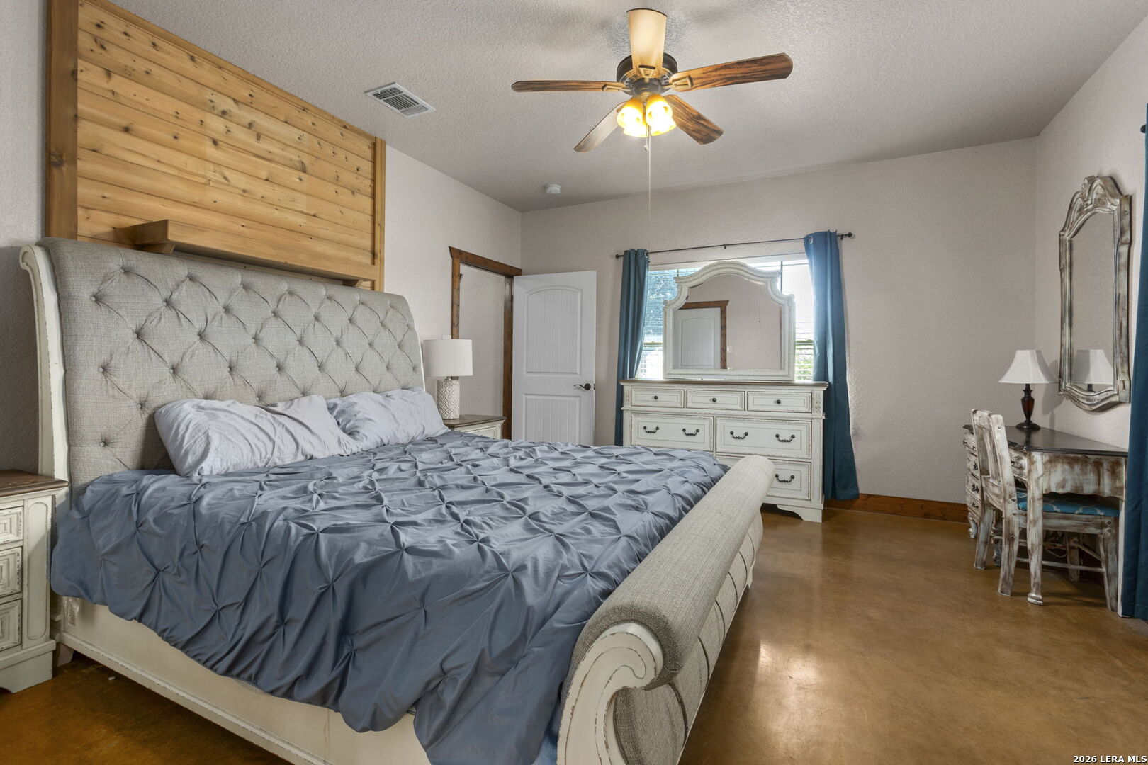 193 County Road 271, Rio Medina, TX 78066