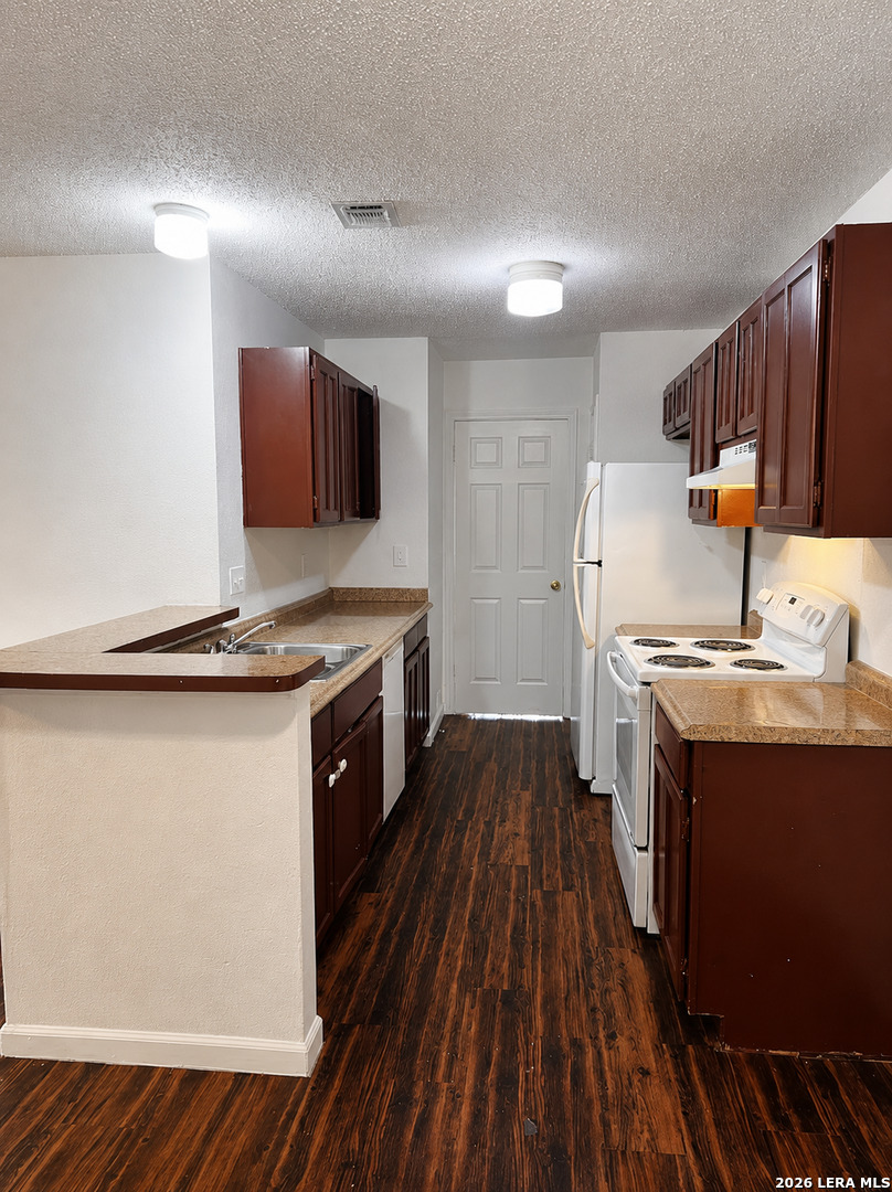 8922 EMERALD SPG, San Antonio, TX 78250