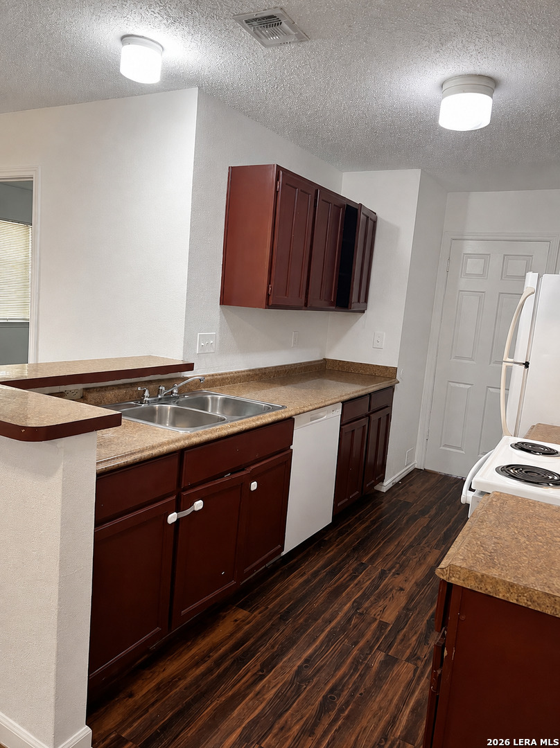 8922 EMERALD SPG, San Antonio, TX 78250
