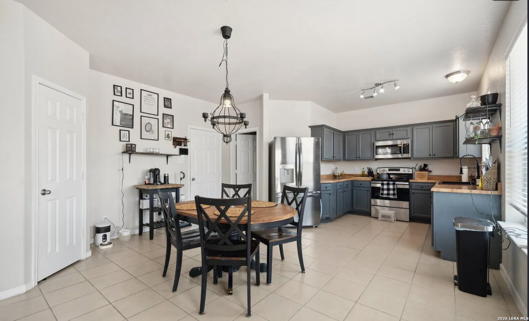7910 Brinson Ct, Converse, TX 78109