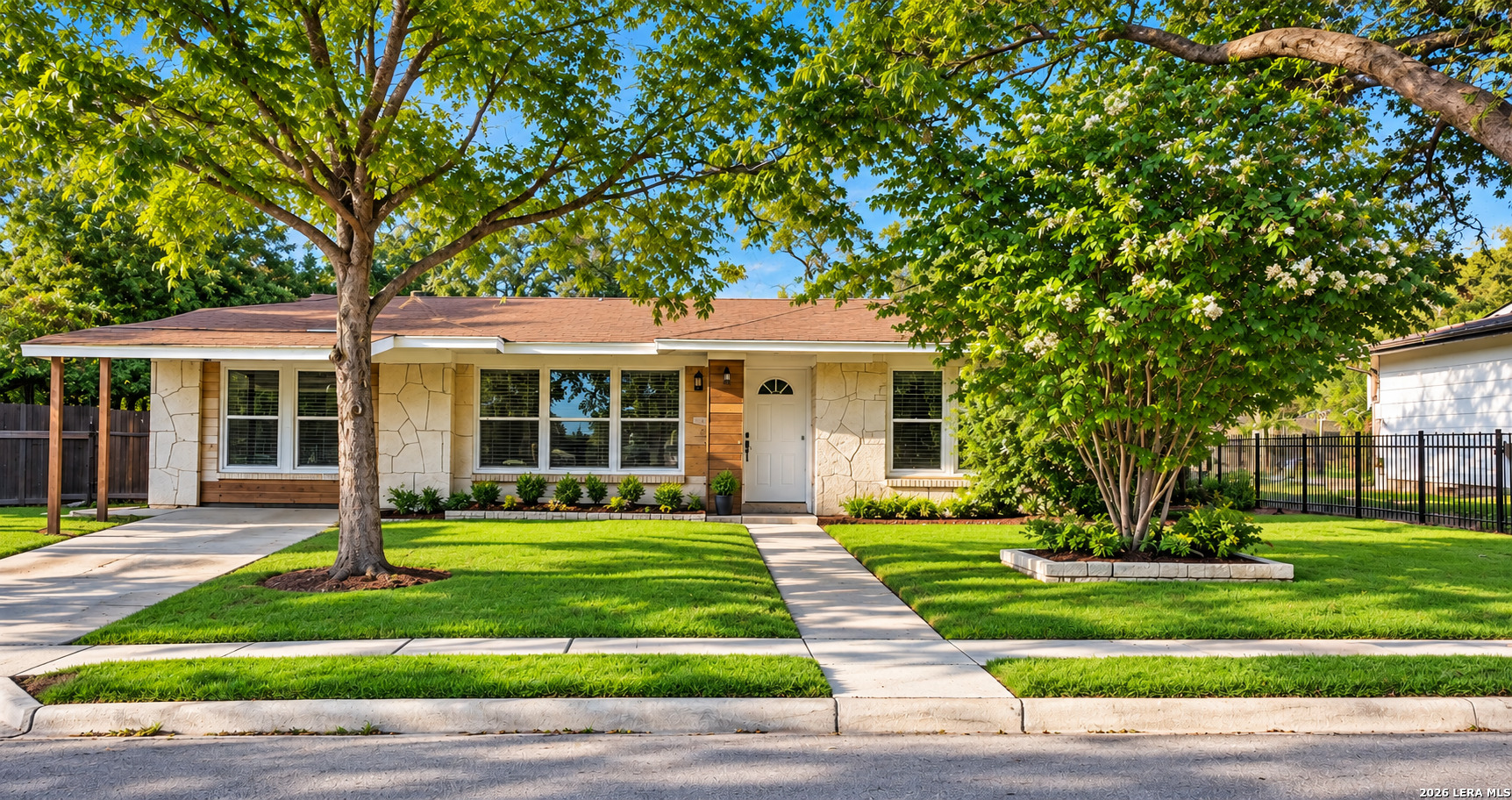 Property photo for 323 Maplewood, San Antonio, TX