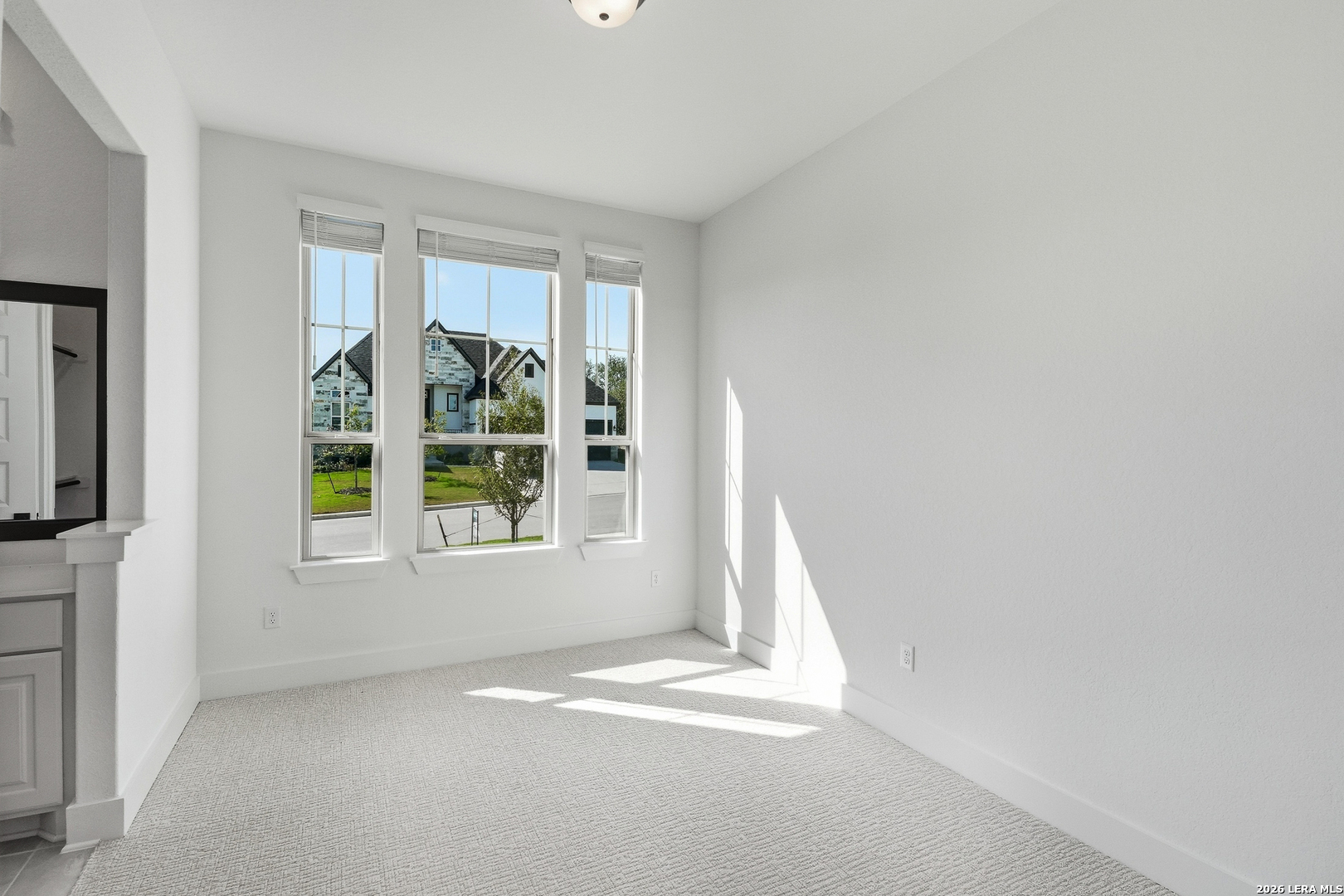 139 Kari Drive, photo 9