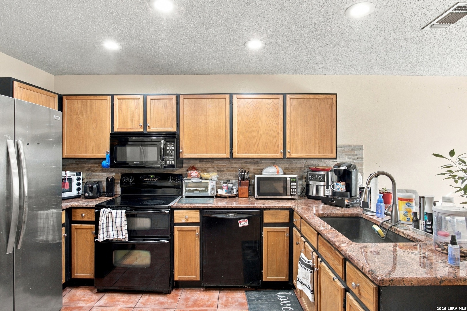 1510 CANYON PARKE DR, San Antonio, TX 78232