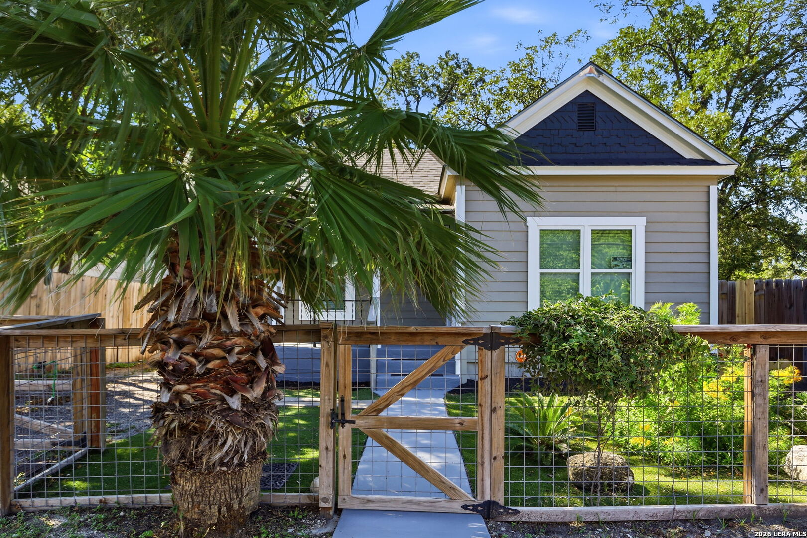 Property photo for 117 S POLARIS ST, San Antonio, TX