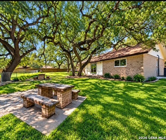 26 SUNRISE DR, Pleasanton, TX 78064