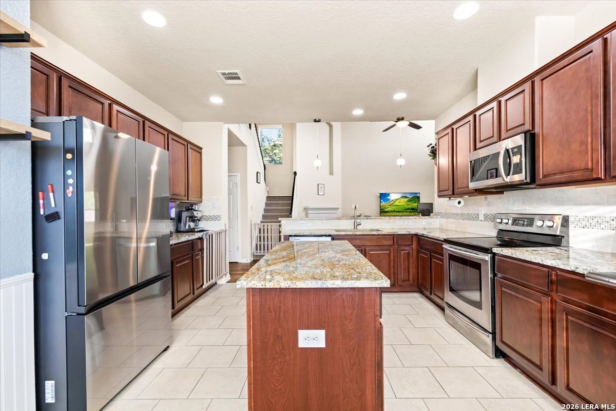 5606 Southern Oaks, San Antonio, TX 78261