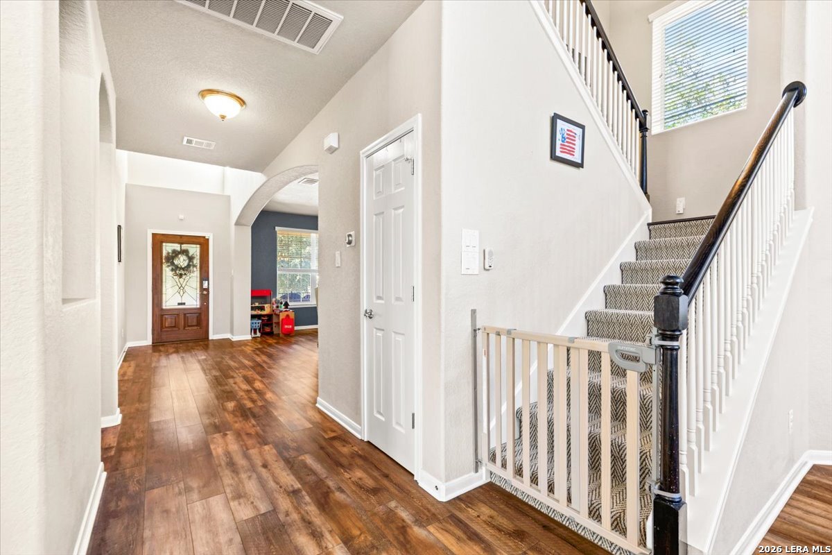 5606 Southern Oaks, San Antonio, TX 78261