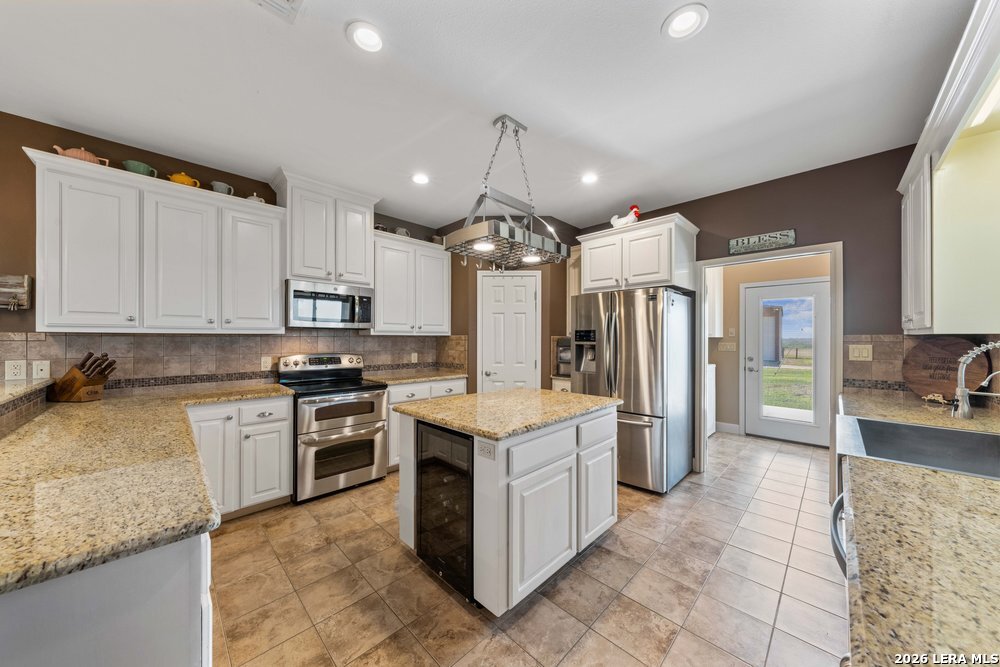 2888 County Road 136, Kenedy, TX 78119