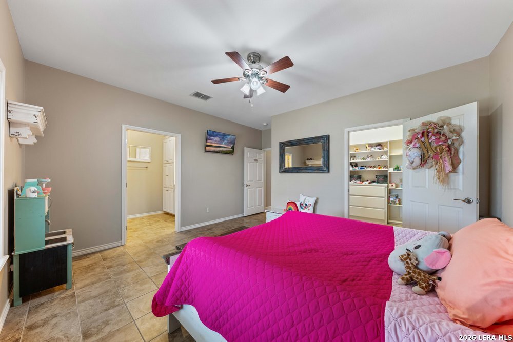 2888 County Road 136, Kenedy, TX 78119