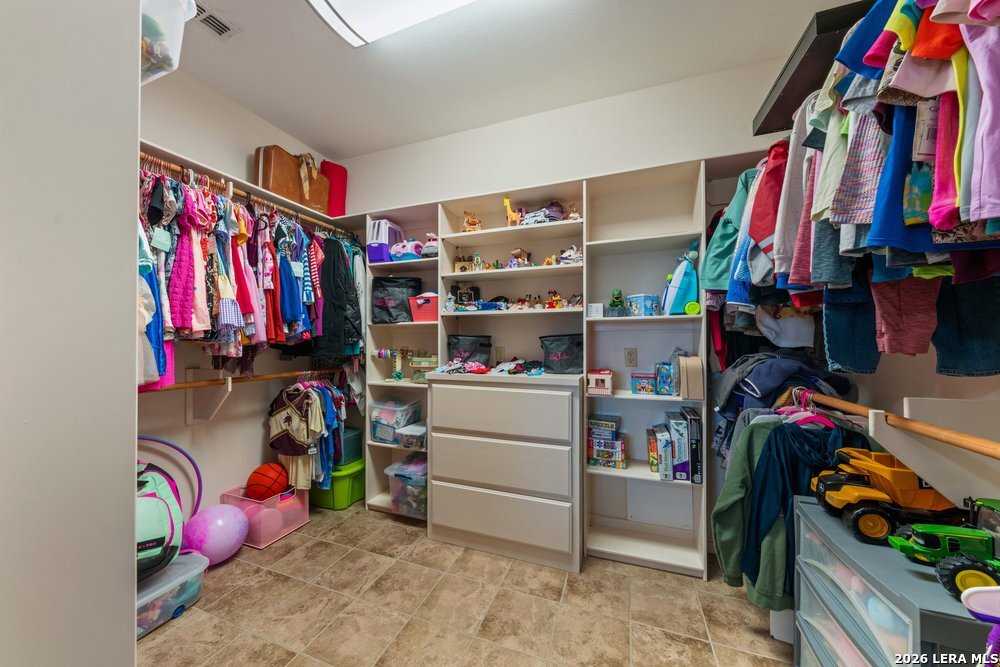 2888 County Road 136, Kenedy, TX 78119