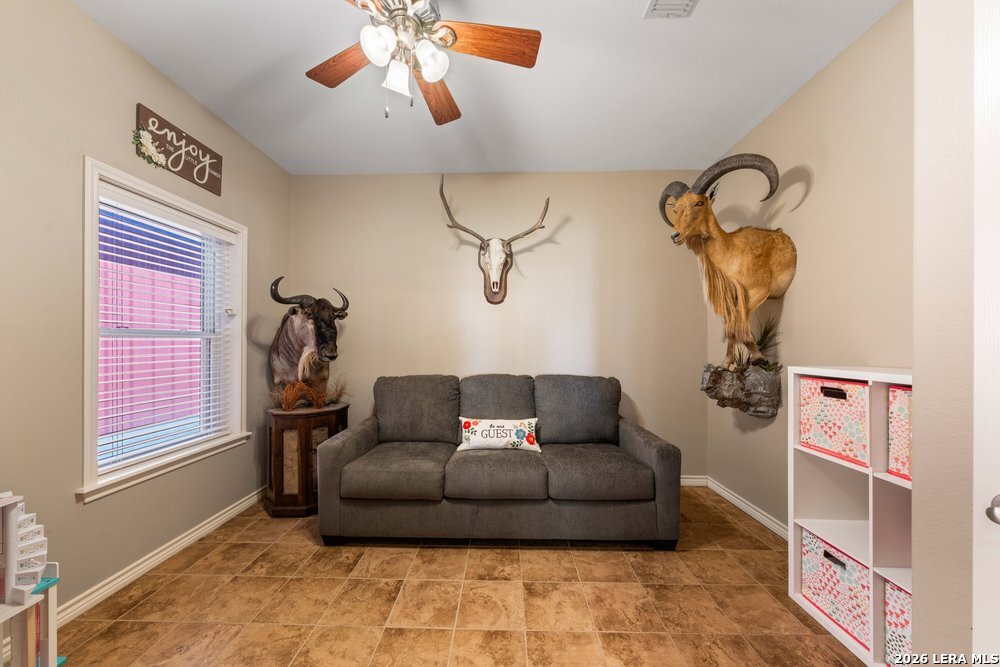 2888 County Road 136, Kenedy, TX 78119
