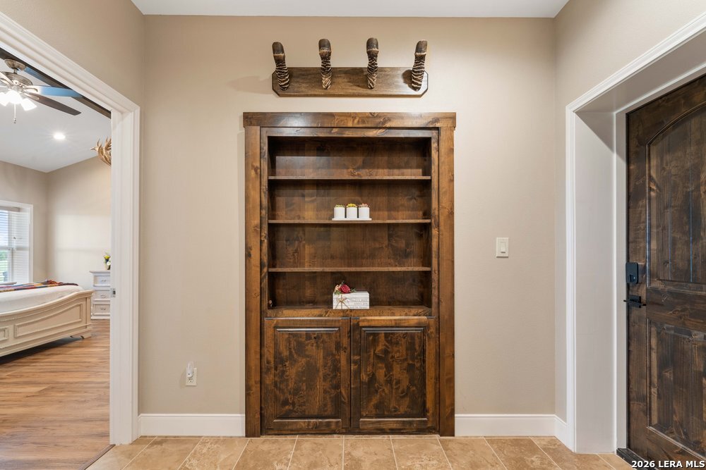 2888 County Road 136, Kenedy, TX 78119