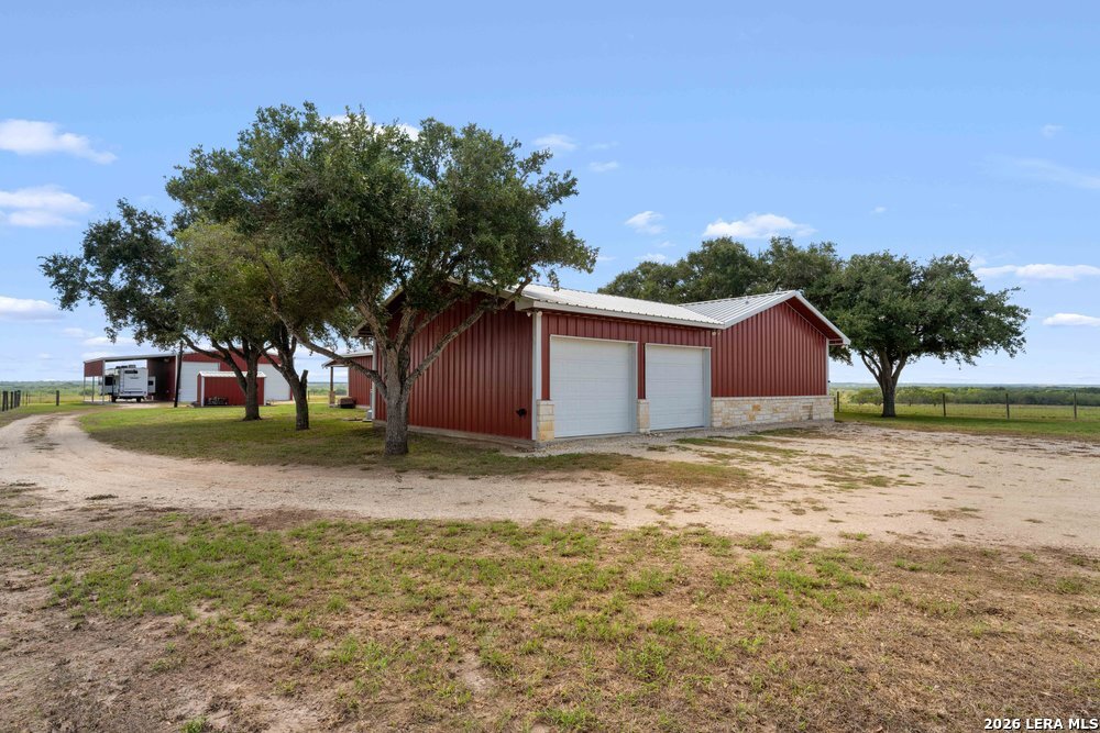2888 County Road 136, Kenedy, TX 78119