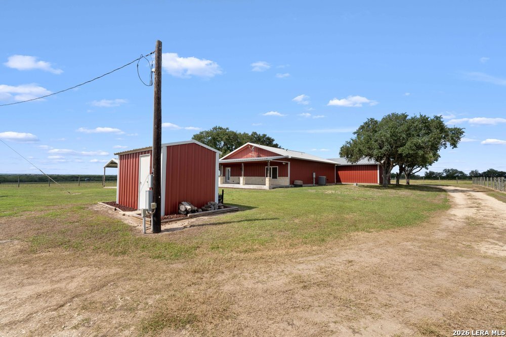 2888 County Road 136, Kenedy, TX 78119