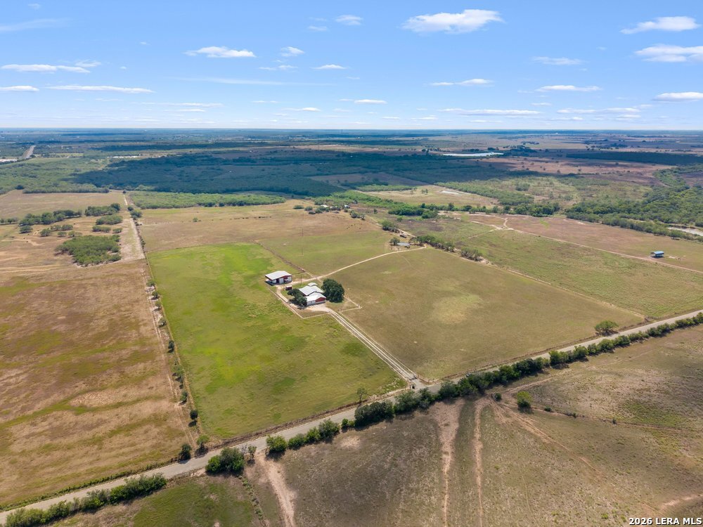 2888 County Road 136, Kenedy, TX 78119