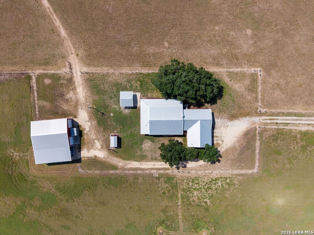 2888 County Road 136, Kenedy, TX 78119