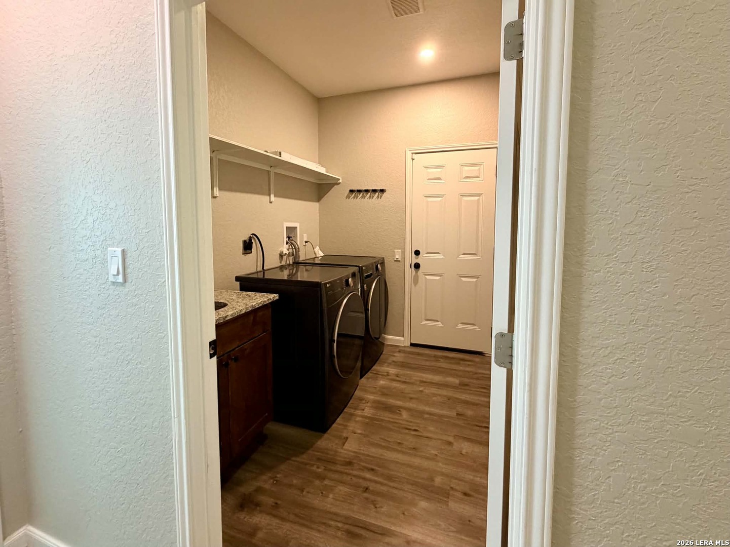 39 Eaglerock, Poteet, TX 78065