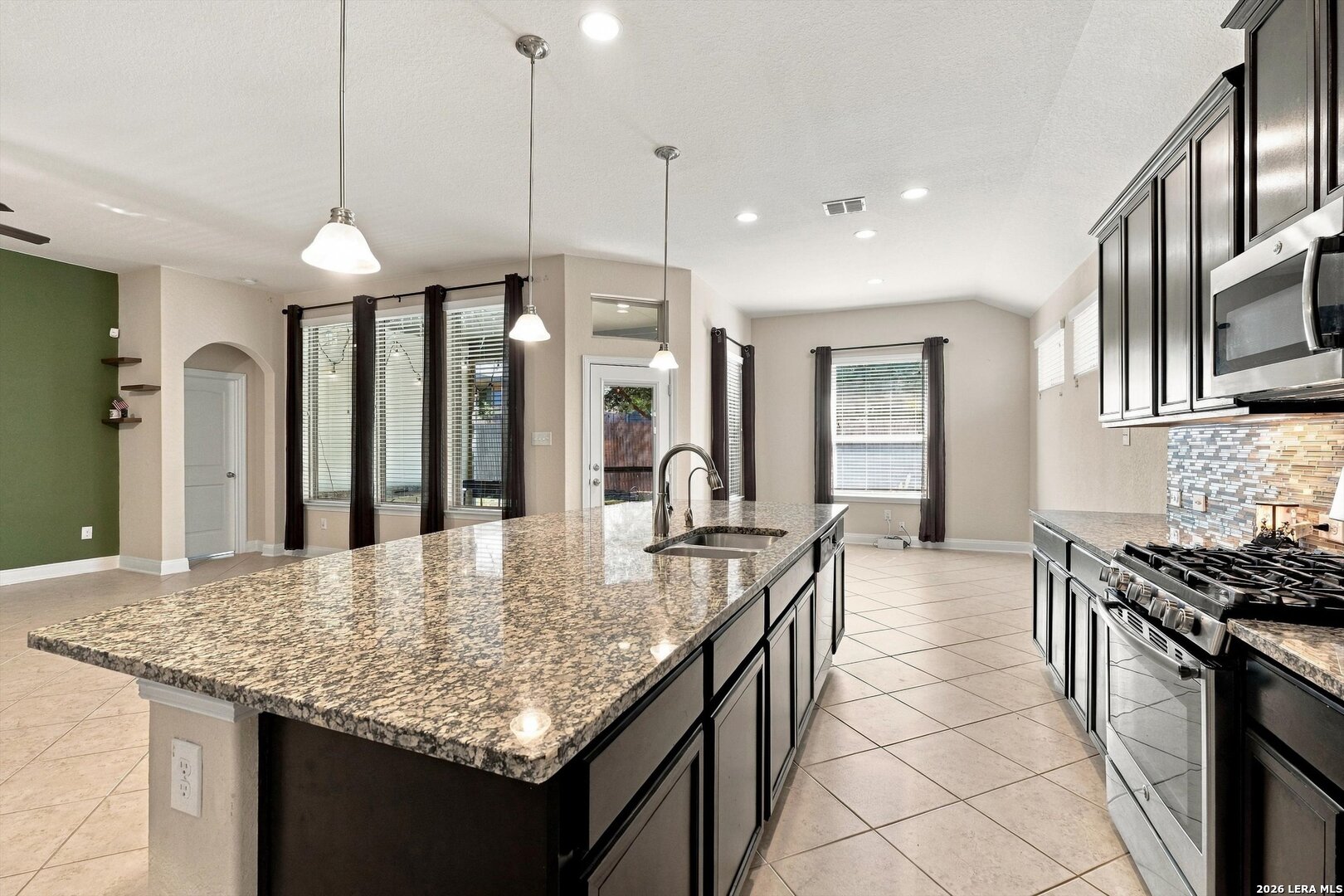 2904 MISTYWOOD LN, Schertz, TX 78108