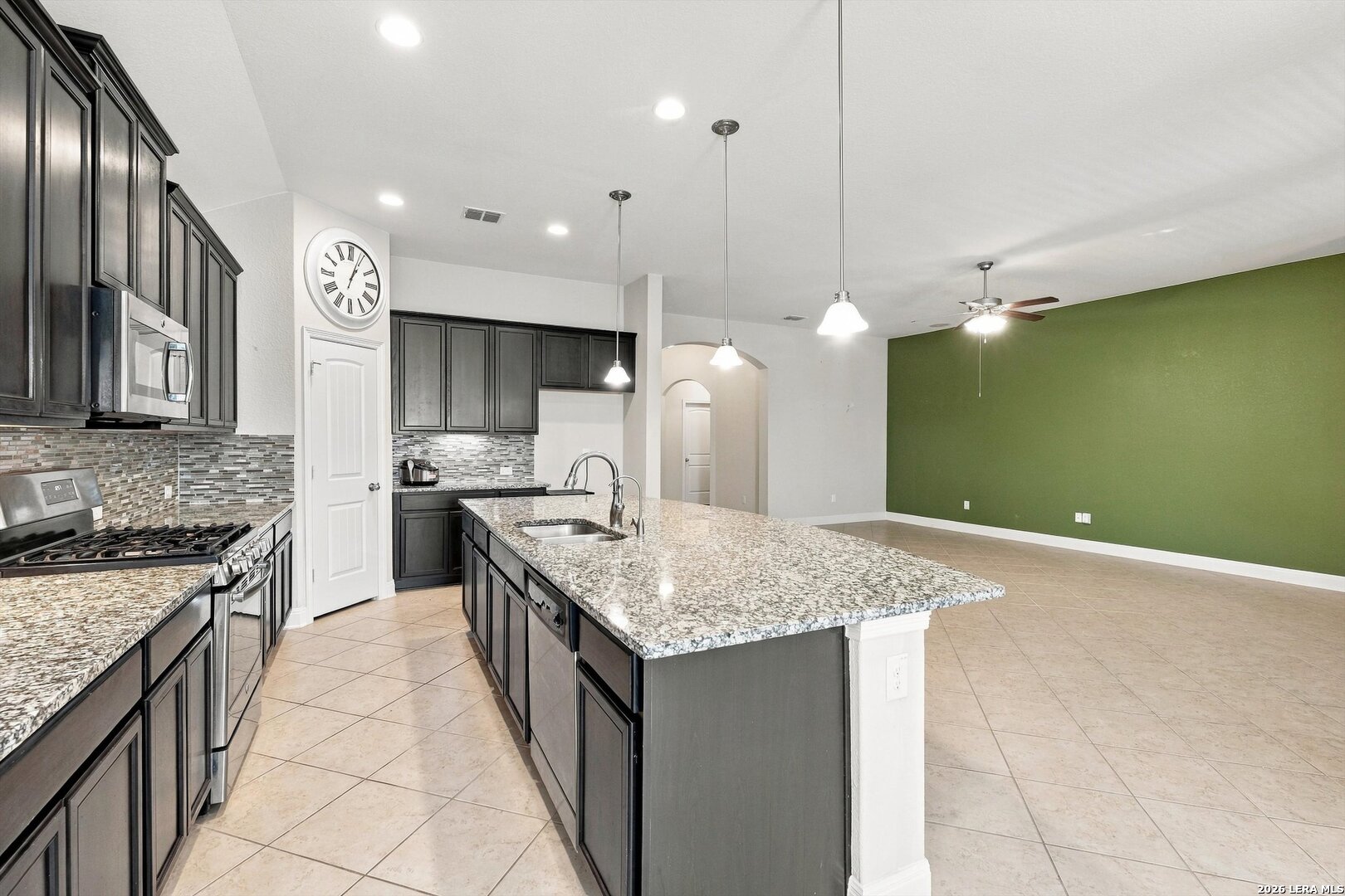 2904 MISTYWOOD LN, Schertz, TX 78108