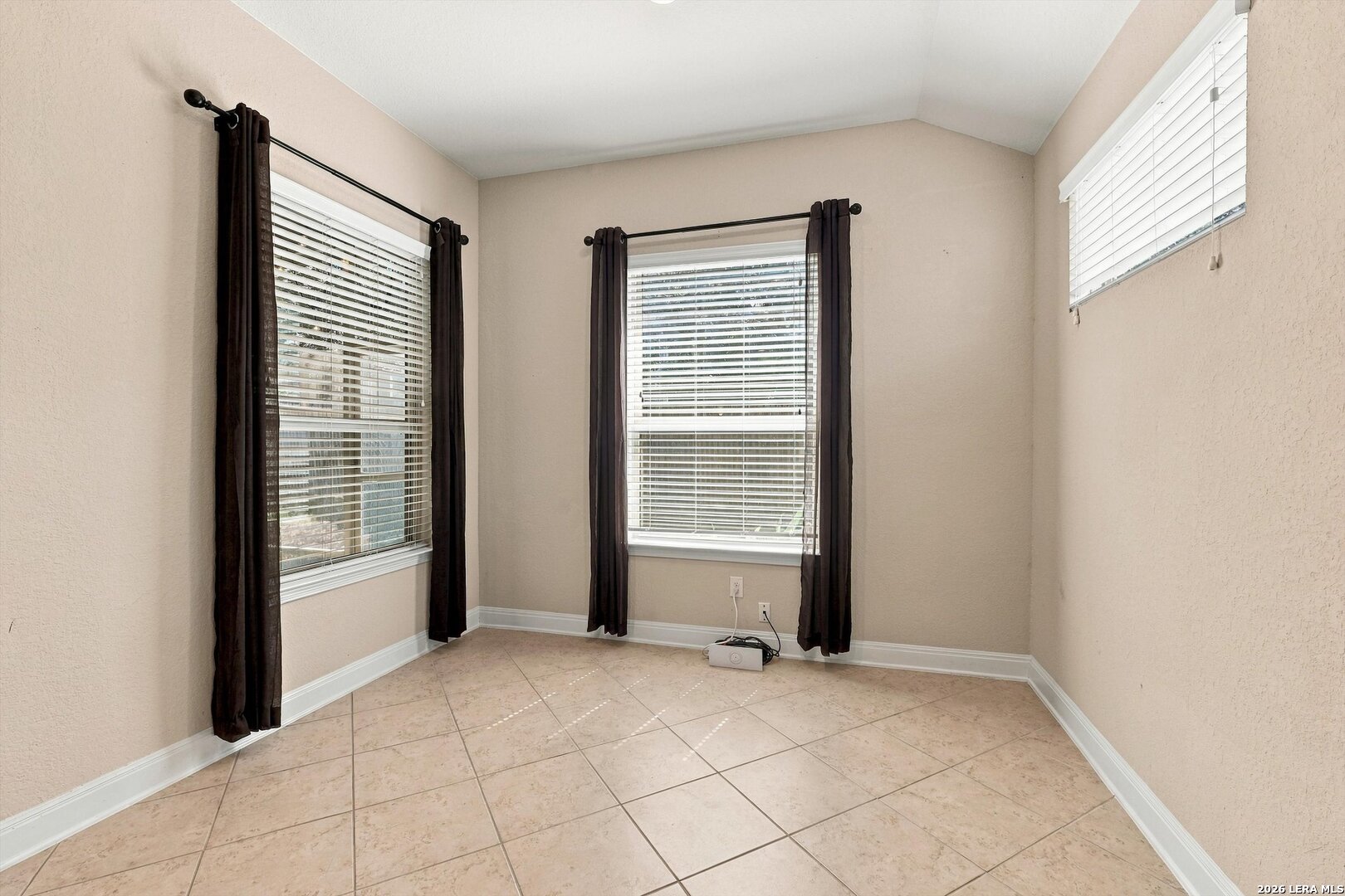 2904 MISTYWOOD LN, Schertz, TX 78108