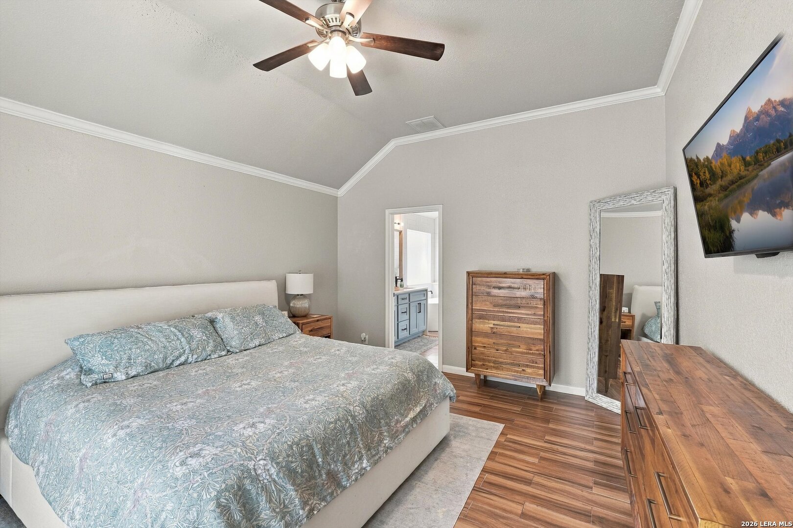 7318 CHENAL PT, San Antonio, TX 78240