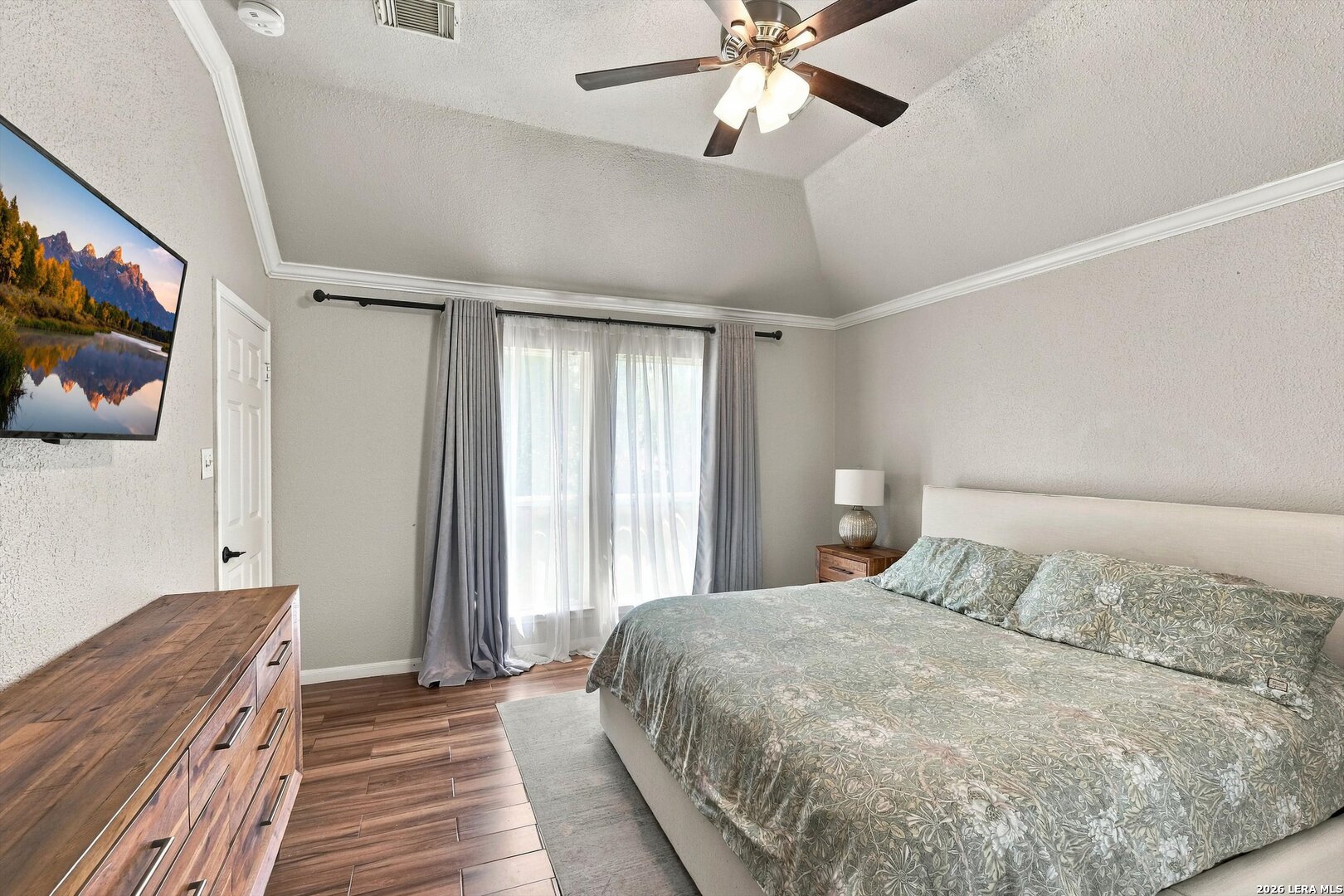 7318 CHENAL PT, San Antonio, TX 78240