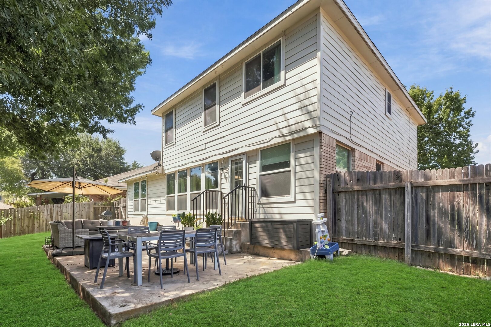 7318 CHENAL PT, San Antonio, TX 78240