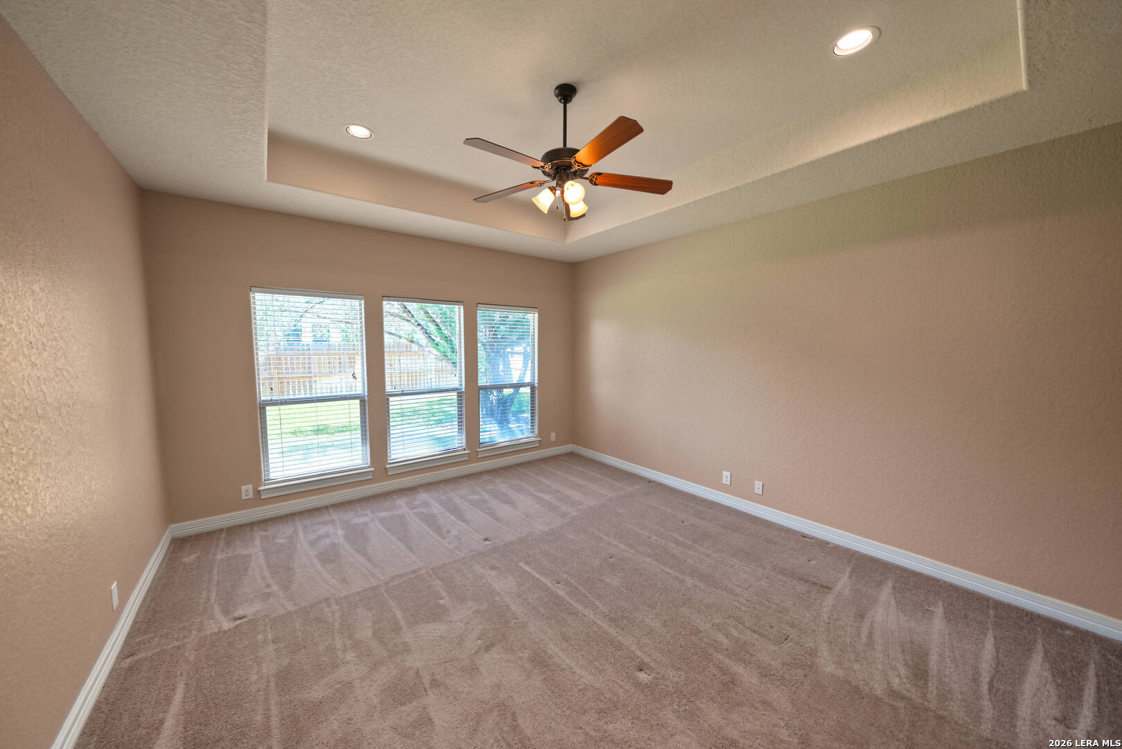 15513 DELL LN, Selma, TX 78154