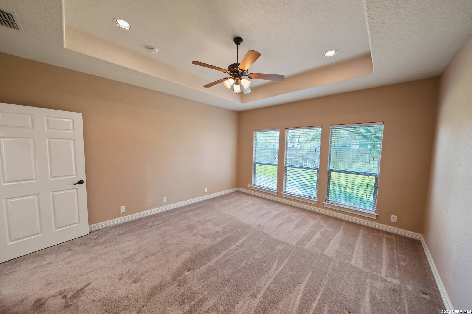 15513 DELL LN, Selma, TX 78154