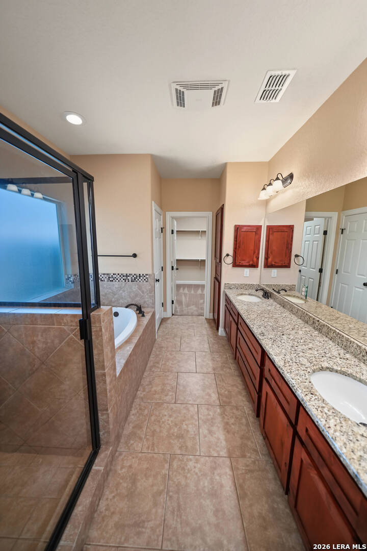 15513 DELL LN, Selma, TX 78154