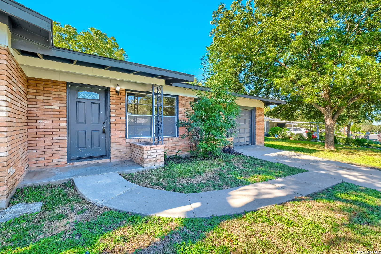 Property photo for 706 Clearview Dr, San Antonio, TX